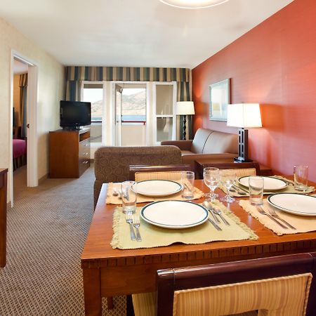 Holiday Inn Hotel & Suites Osoyoos By Ihg Δωμάτιο φωτογραφία