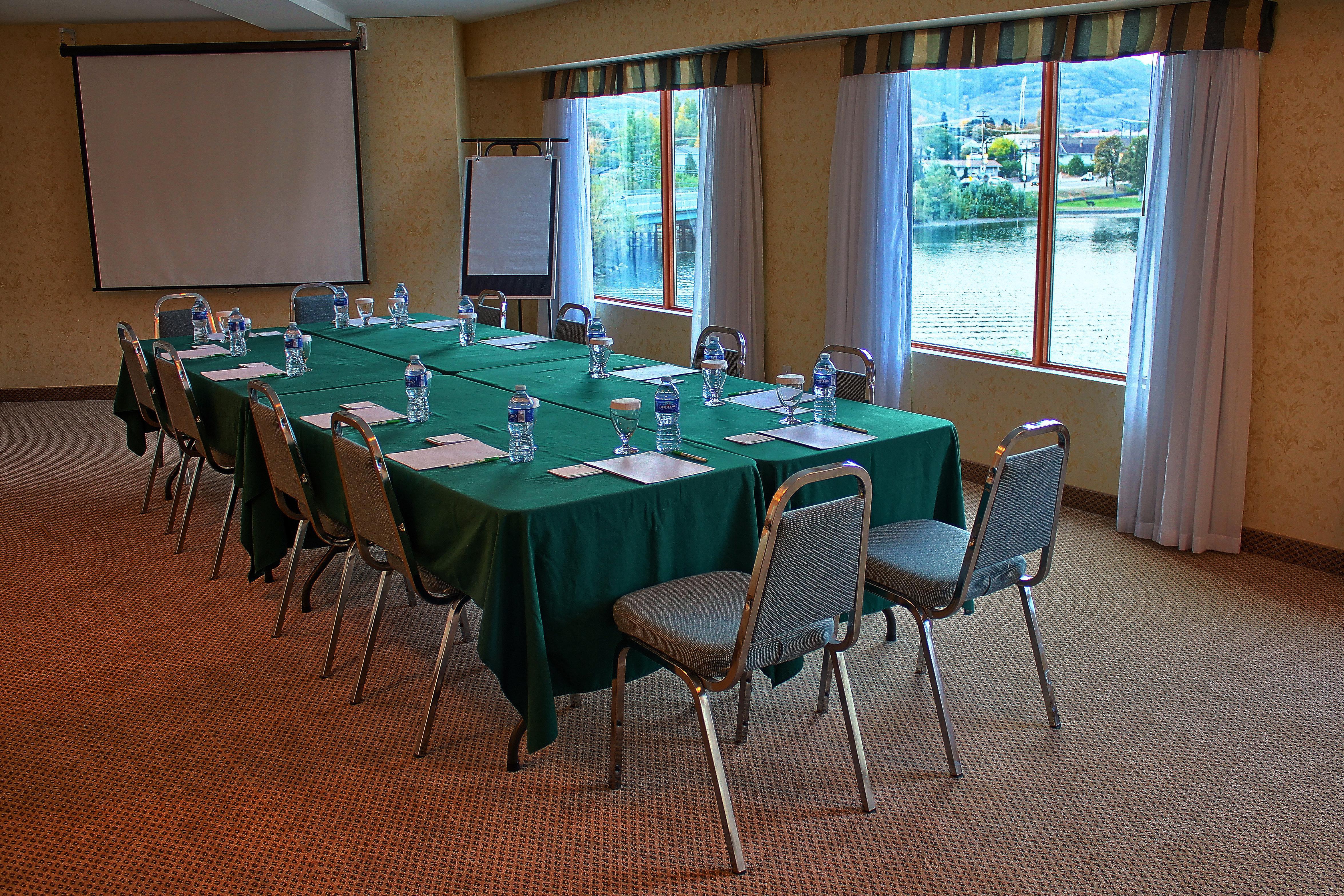 Holiday Inn Hotel & Suites Osoyoos By Ihg Εξωτερικό φωτογραφία