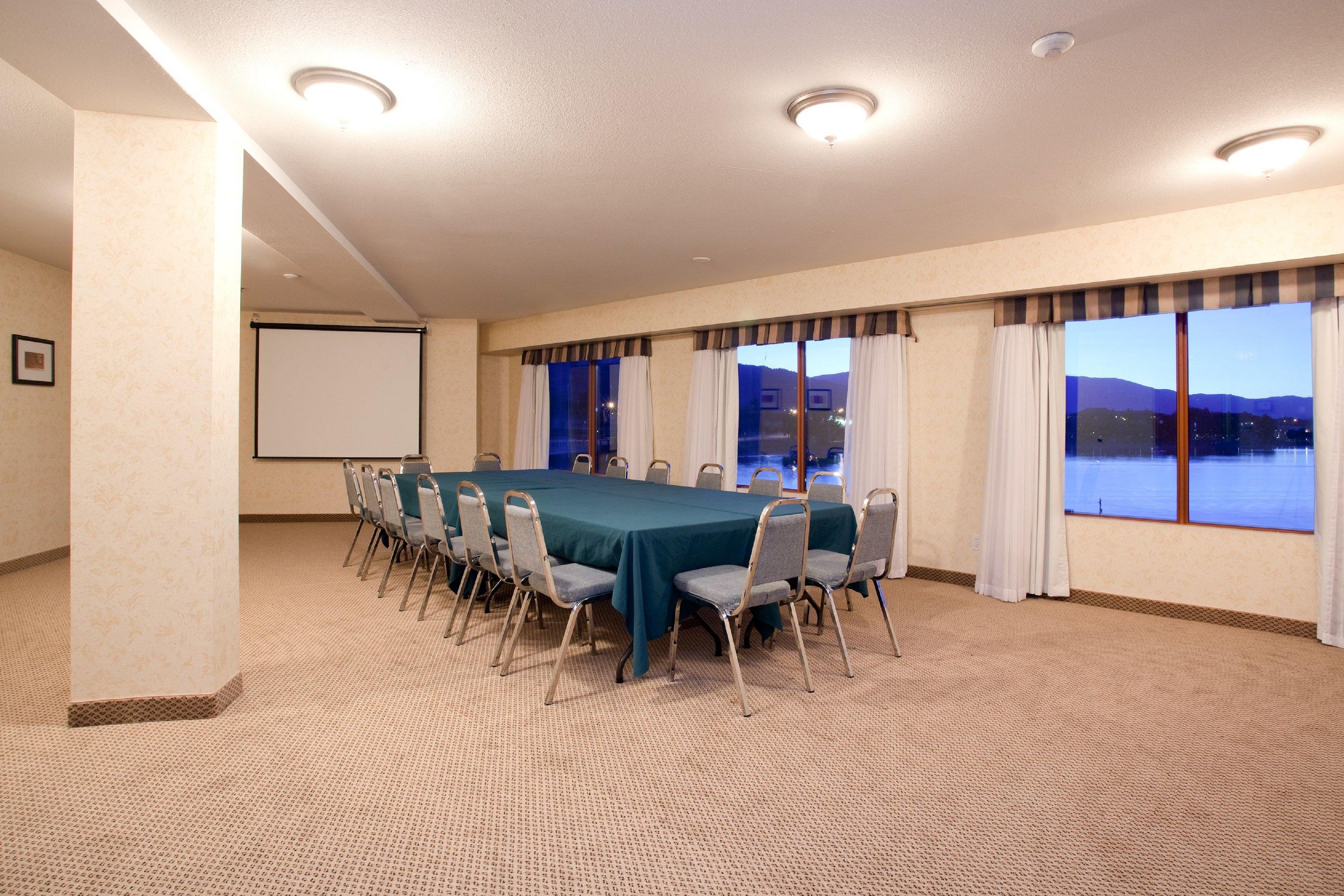 Holiday Inn Hotel & Suites Osoyoos By Ihg Ανέσεις φωτογραφία